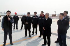 厦门国贸集团股份有限公司总经理刘德伟一行到访海欣港务参观调研